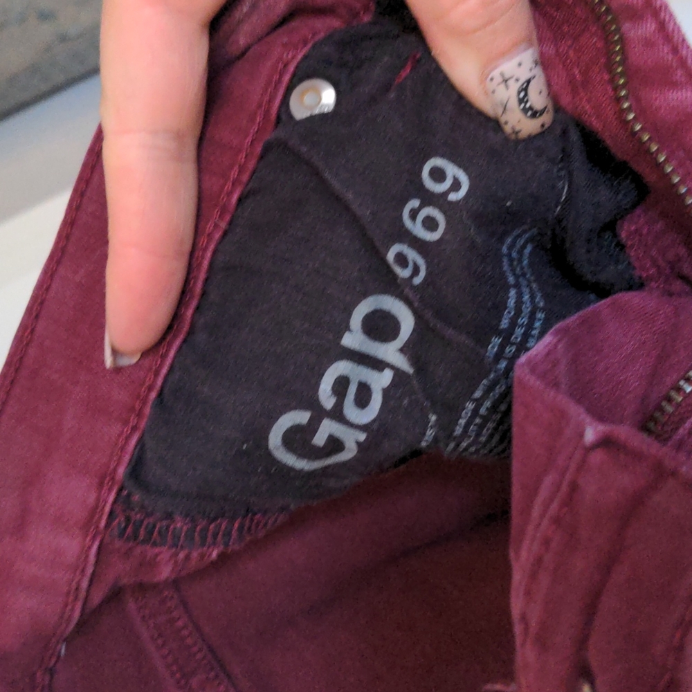 Gap true skinny jeans in burgundy - Picture 7 of 7